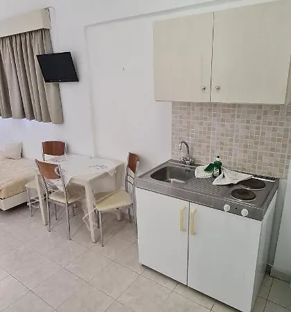 Elarin Studios&apartments Apartahotel