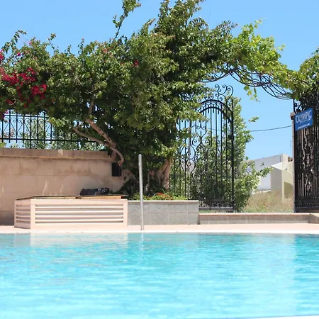 Elarin Studios&apartments
