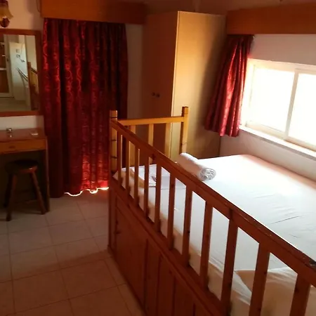 Elarin Studios&apartments 3*