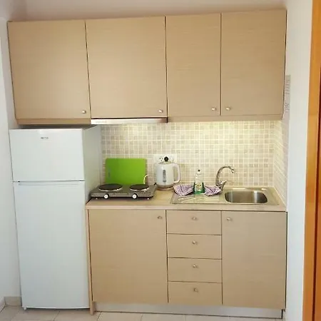 Apartahotel Elarin Studios&apartments